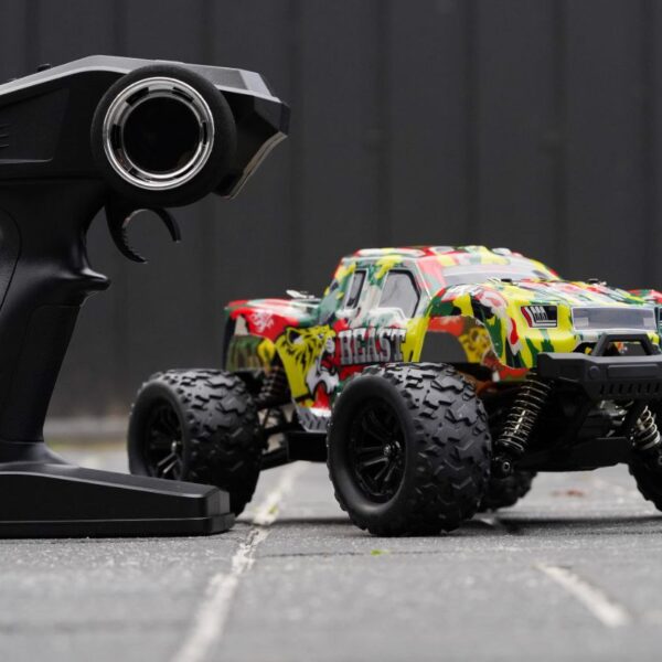 Дитячий іграшковий автомобіль на дистанційному керуванні Monster Truck