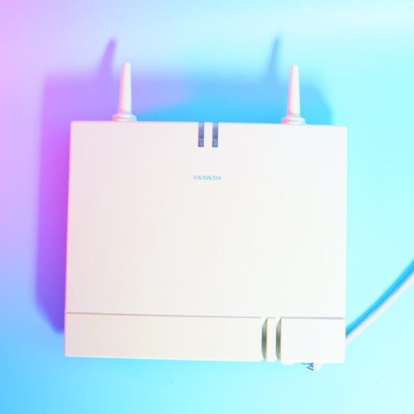 Базовая станция Siemens BS4 DECT для корпоративной телефонии UP0/E